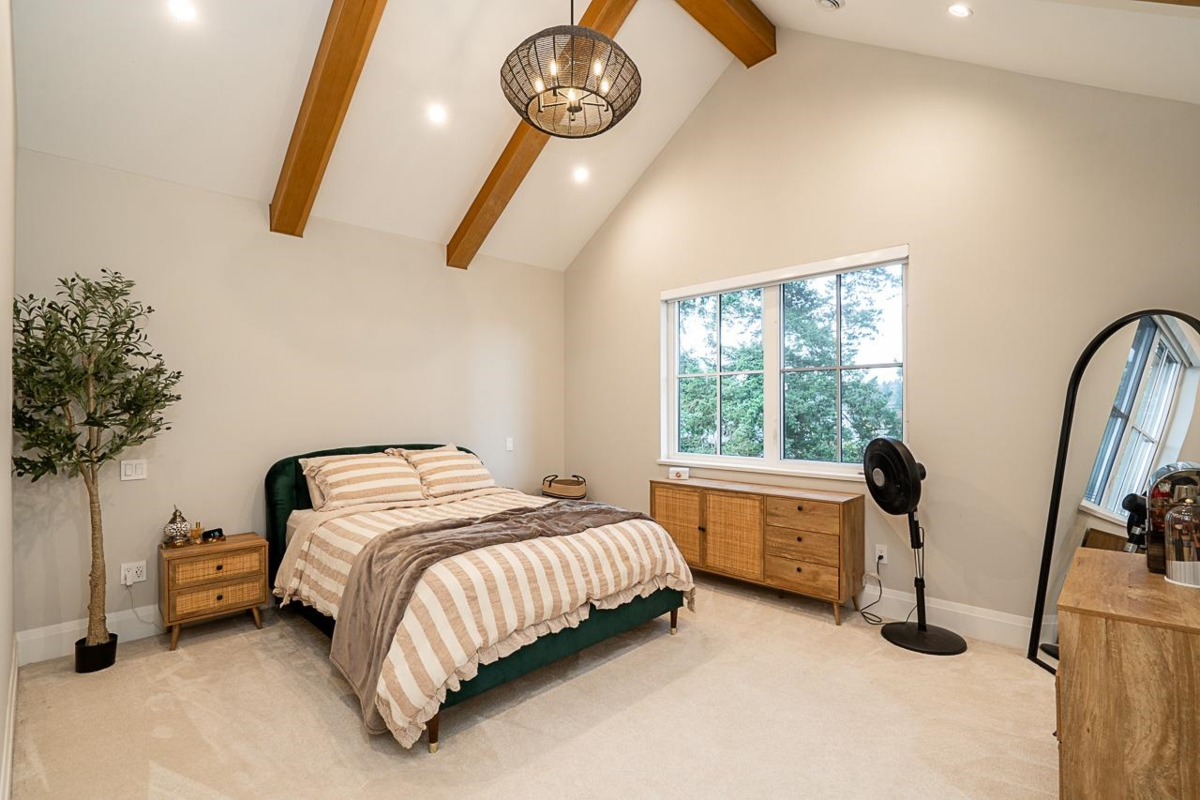 Guest Bathroom Photo of 2833 204 Street, Langley, BC