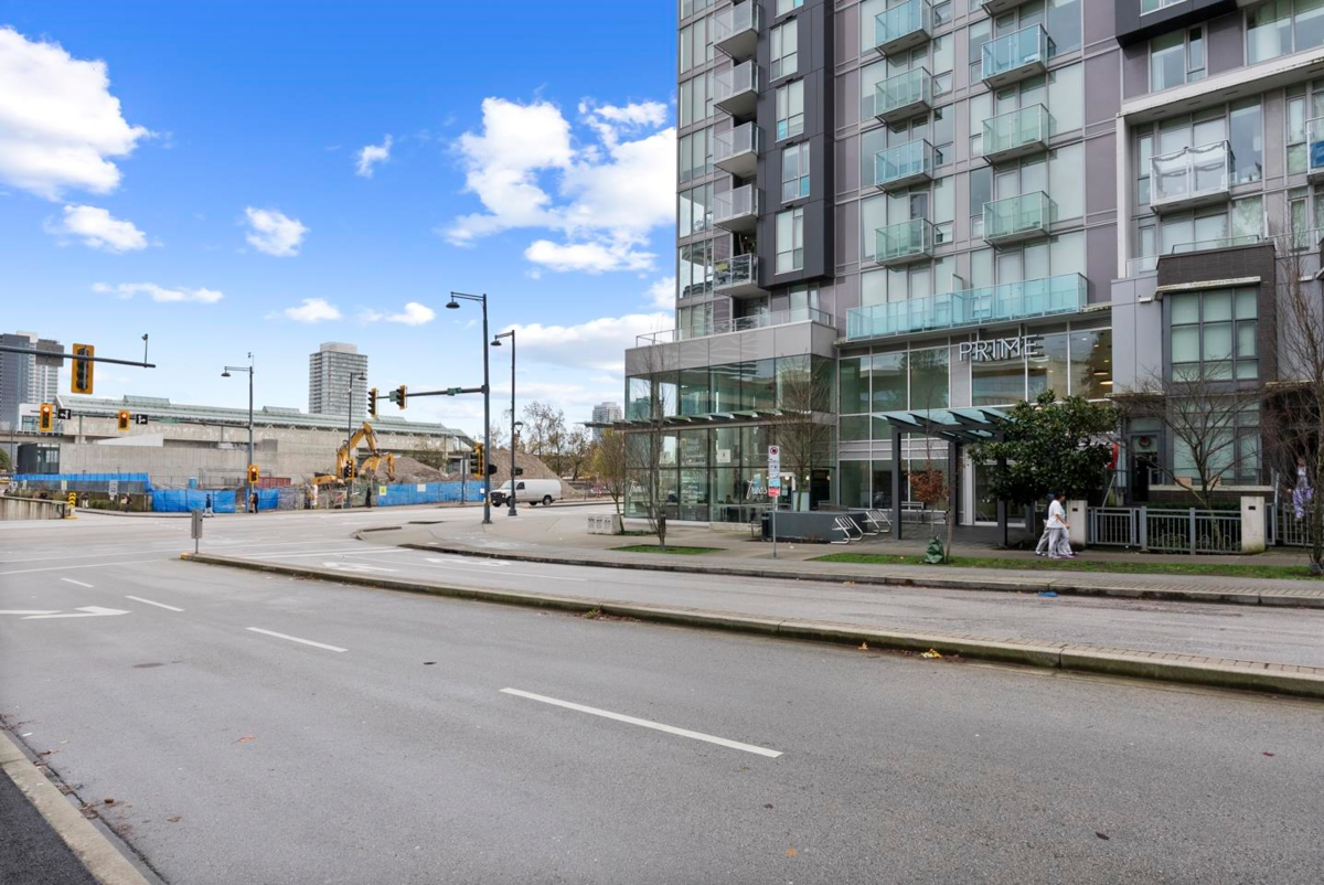 Fitness Center Photo Near 1106 13438 Central Avenue, Surrey, BC