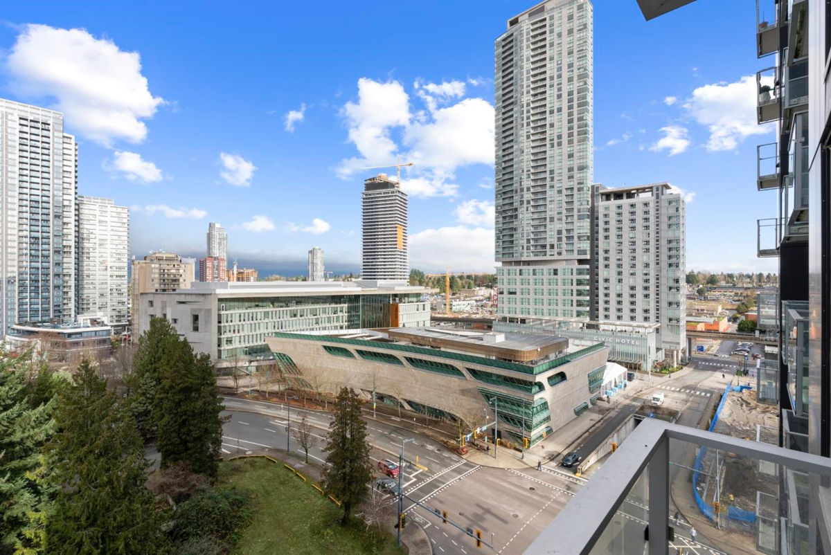 Garden / Landscaping Photo of 1106 13438 Central Avenue, Surrey, BC