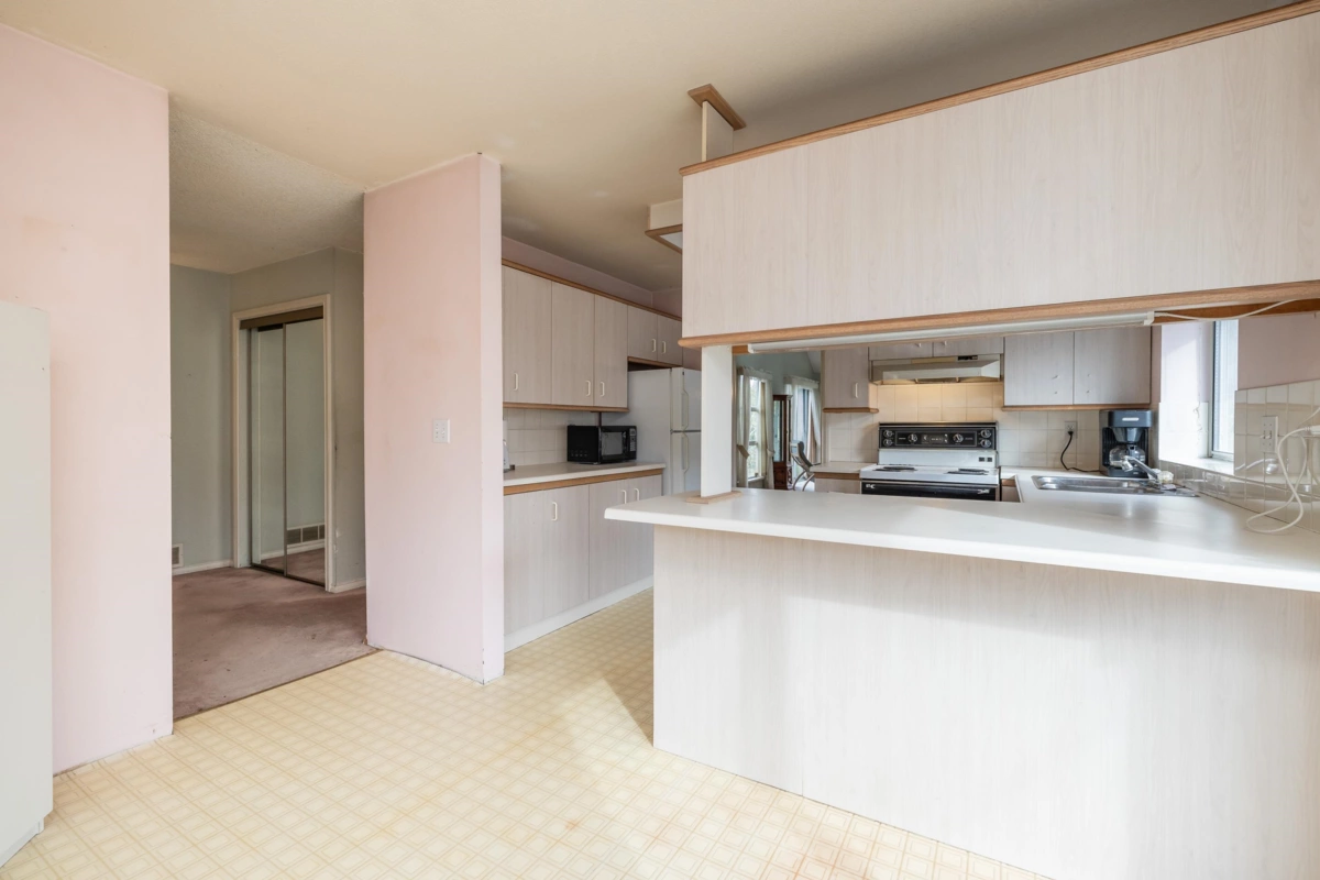 Entry Foyer Photo of 12051 S Boundary Drive, Surrey, BC