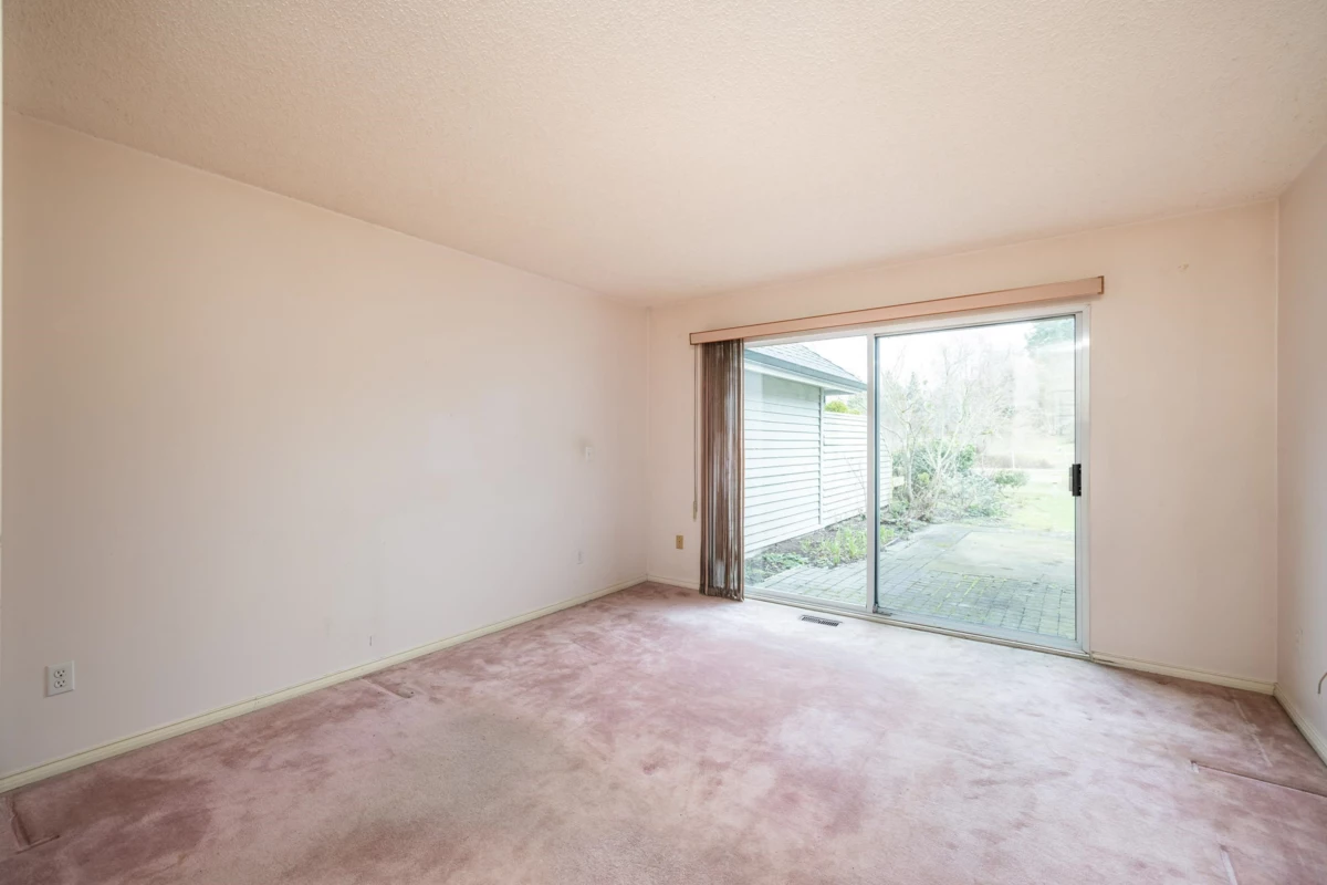 Hallway Photo of 12051 S Boundary Drive, Surrey, BC
