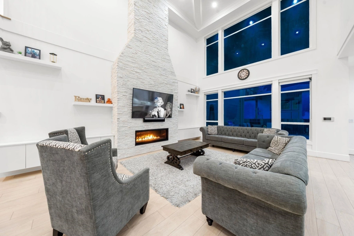 Breakfast Nook Photo of 23697 Old Yale Road, Langley, BC