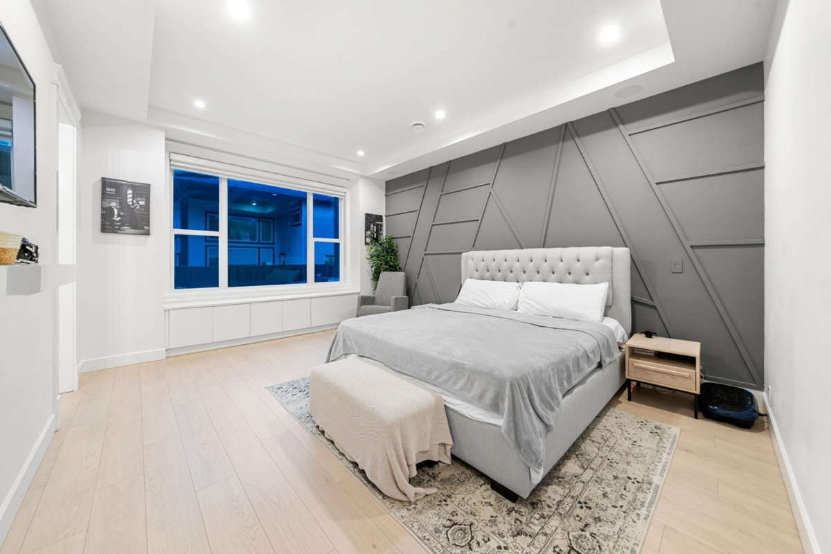 Laundry Room Photo of 23697 Old Yale Road, Langley, BC