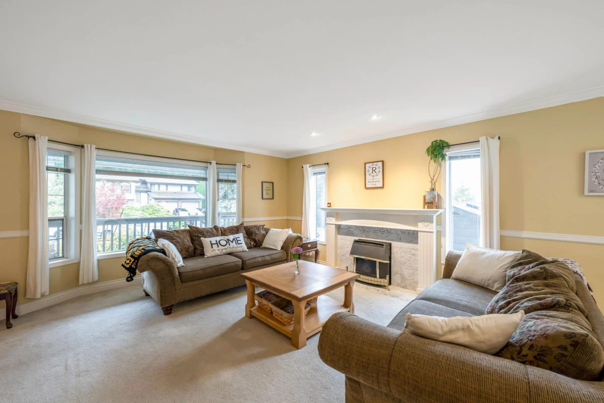 Dining Area Photo of 3556 Dunsmuir Way, Abbotsford, BC