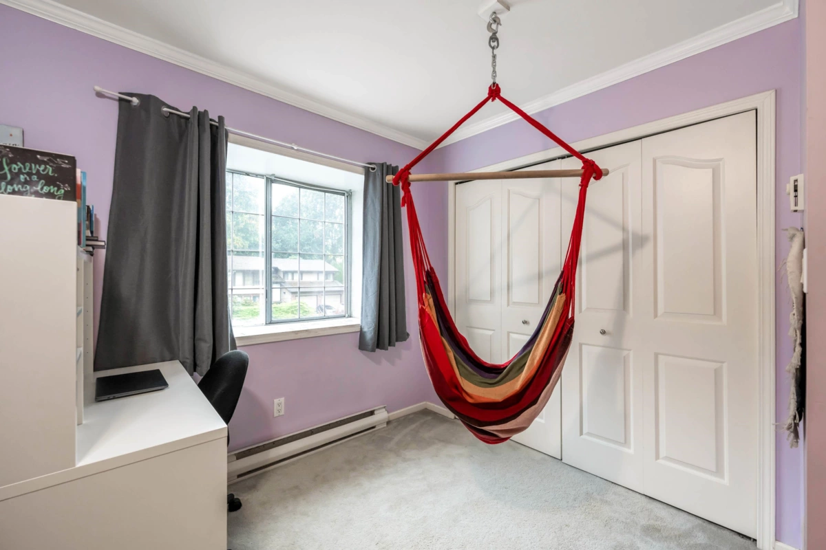 Entry Foyer Photo of 3556 Dunsmuir Way, Abbotsford, BC