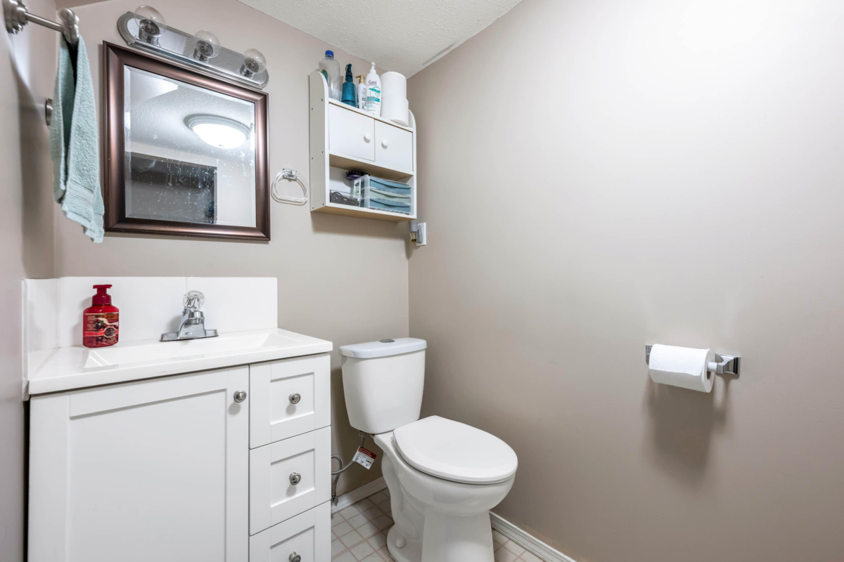 Playground / Recreational Area Near 3556 Dunsmuir Way, Abbotsford, BC