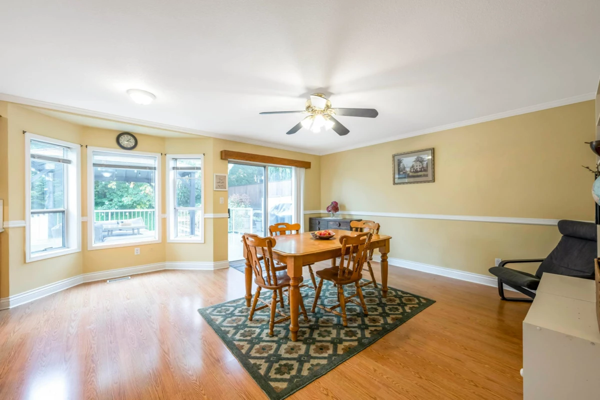 Powder Room Photo of 3556 Dunsmuir Way, Abbotsford, BC