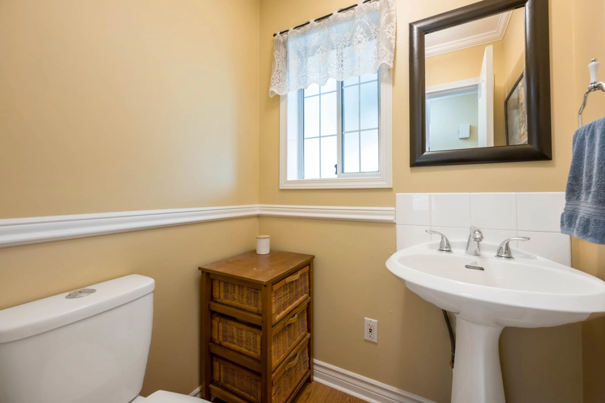 Primary Bedroom Photo of 3556 Dunsmuir Way, Abbotsford, BC