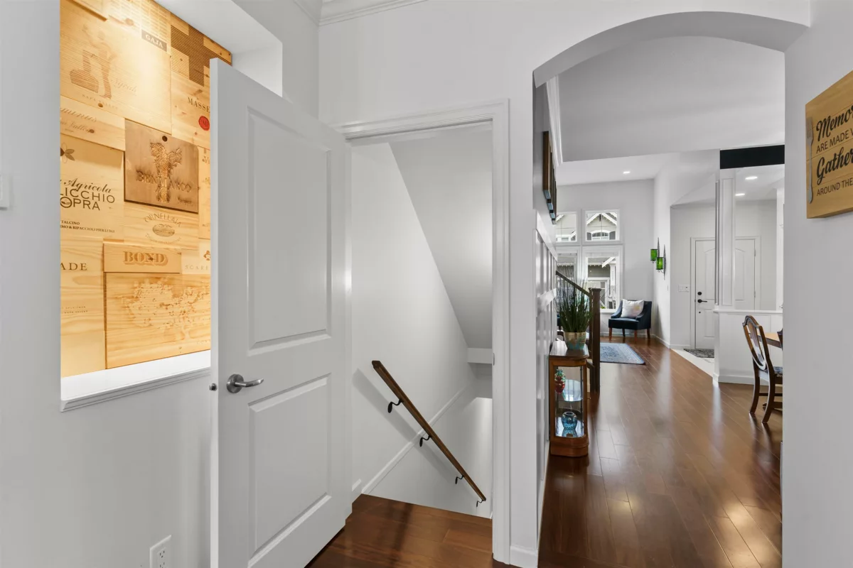 Entry Foyer Photo of 7065 208a Street, Langley, BC