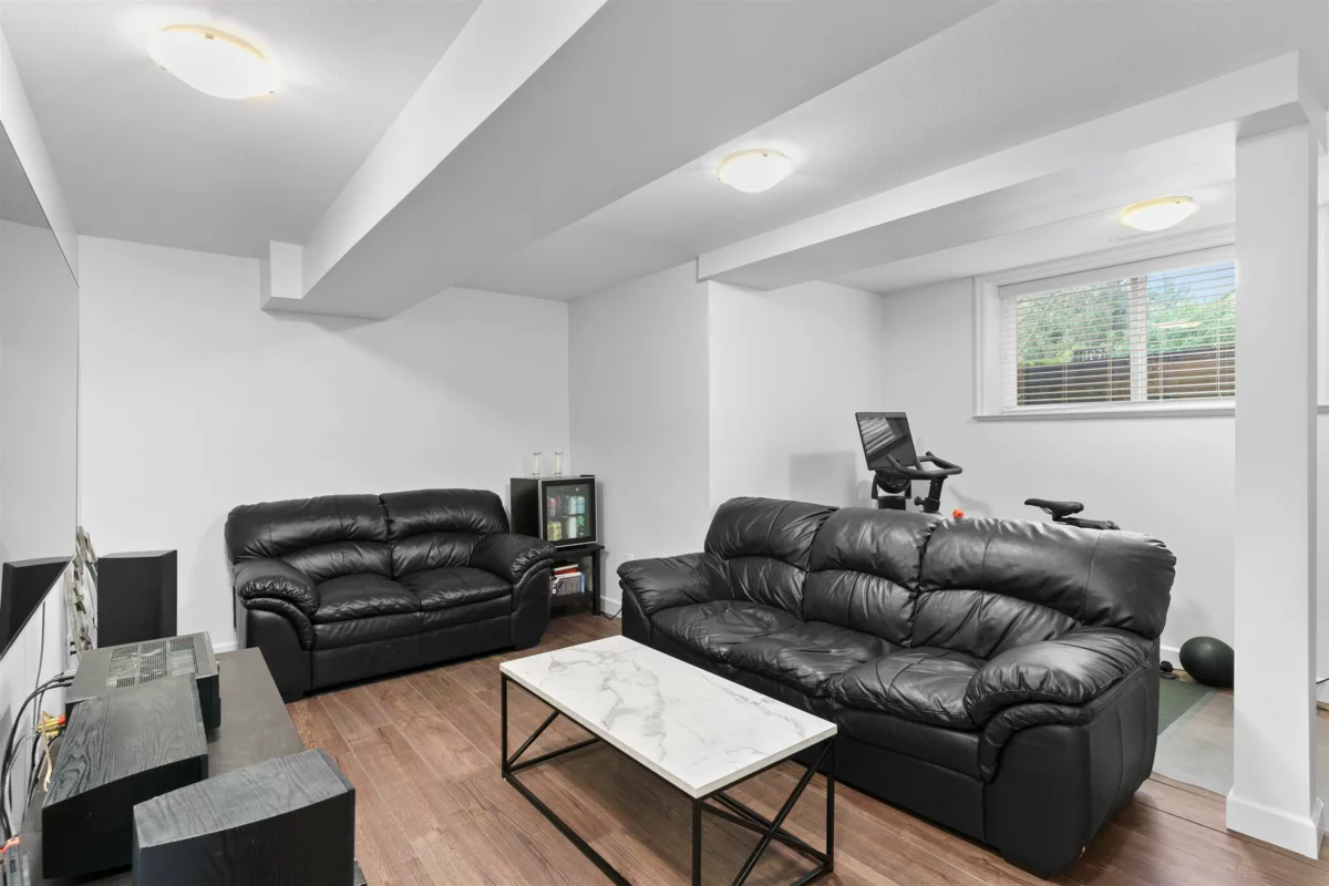 Hallway Photo of 7065 208a Street, Langley, BC