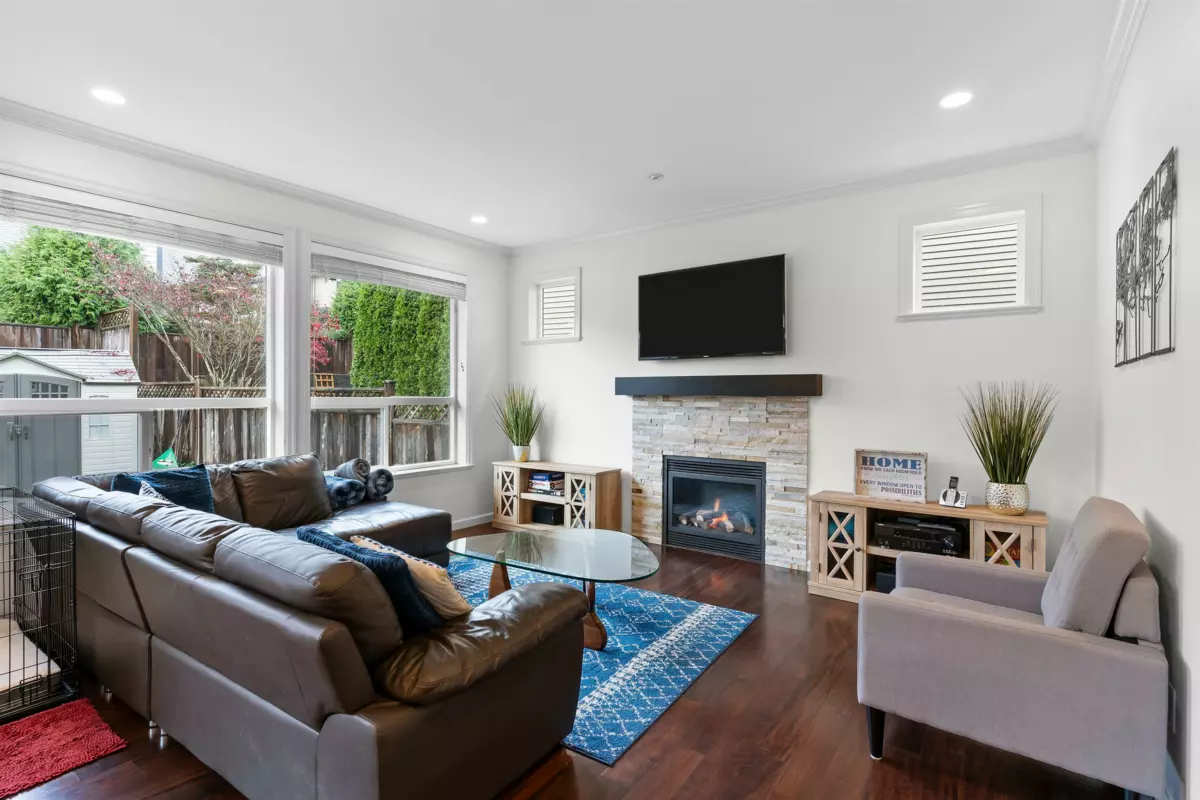 Walk-In Closet Photo of 7065 208a Street, Langley, BC