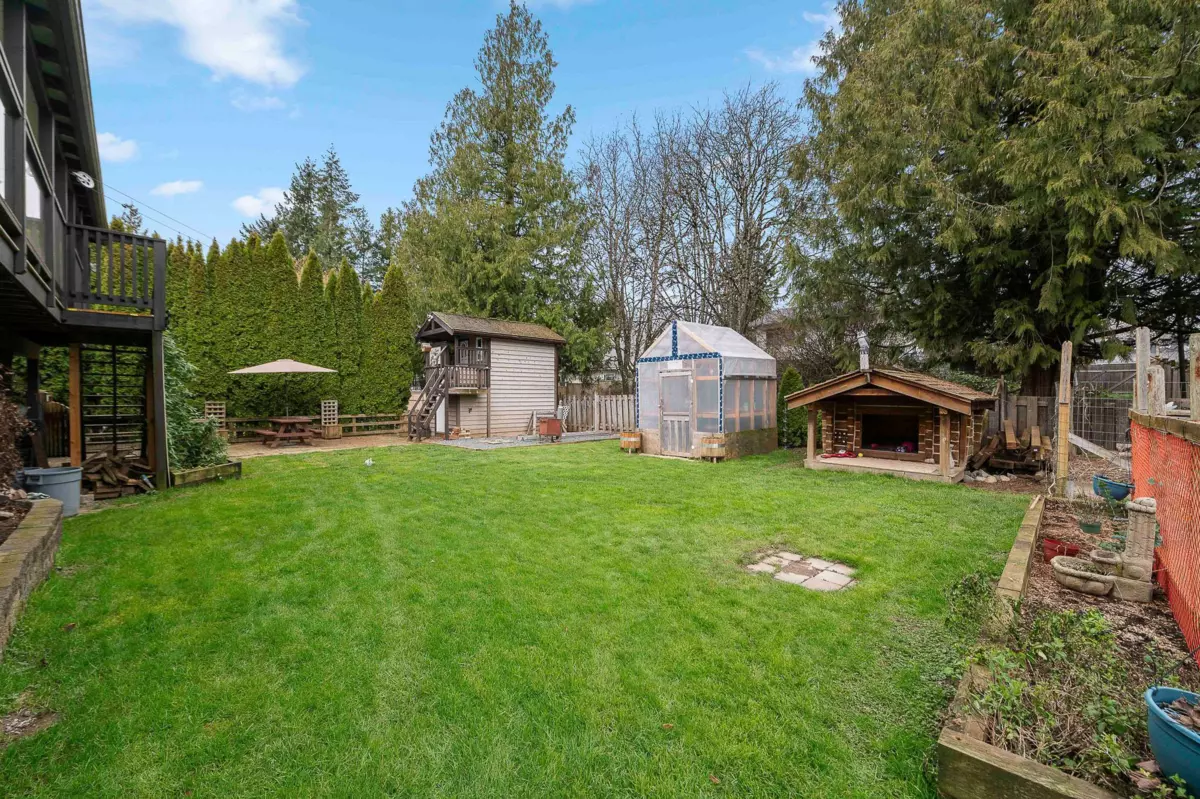 Backyard Photo of 27157 28 Avenue, Langley, BC