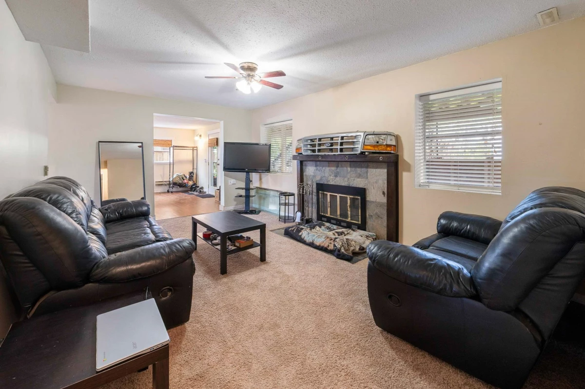 Office / Den Photo of 27157 28 Avenue, Langley, BC