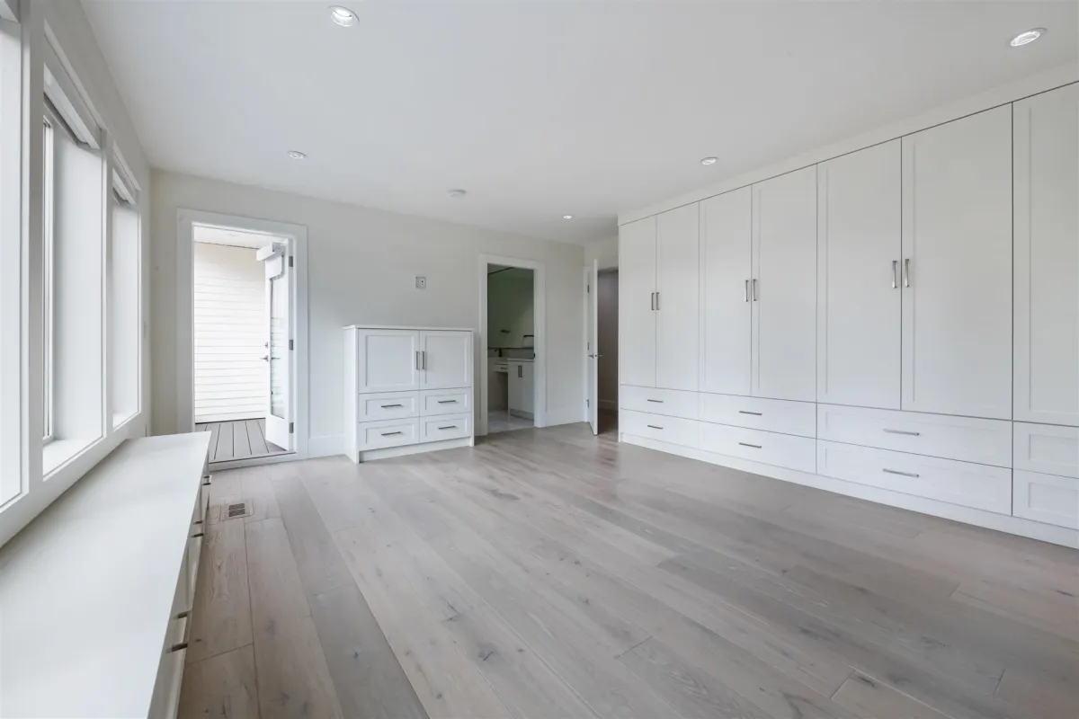 Walk-In Closet Photo of 6220 Lochdale Street, Burnaby, BC