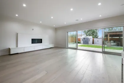 6220 Lochdale Street, Burnaby, BC