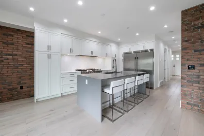 6220 Lochdale Street, Burnaby, BC