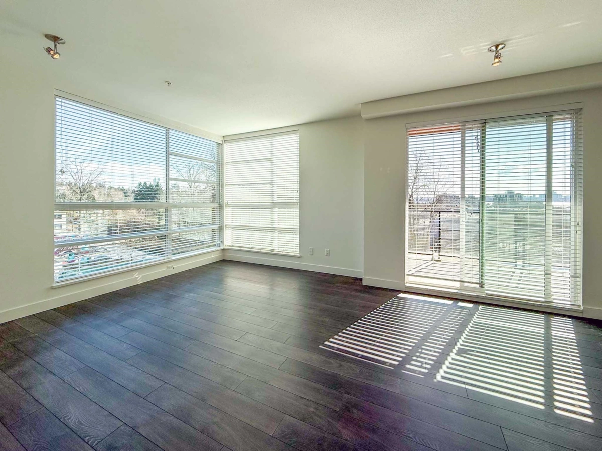 Breakfast Nook Photo of 524 723 W 3rd Street, North Vancouver, BC