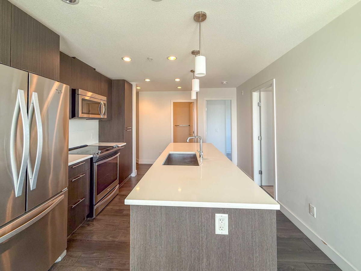 Family Room Photo of 524 723 W 3rd Street, North Vancouver, BC