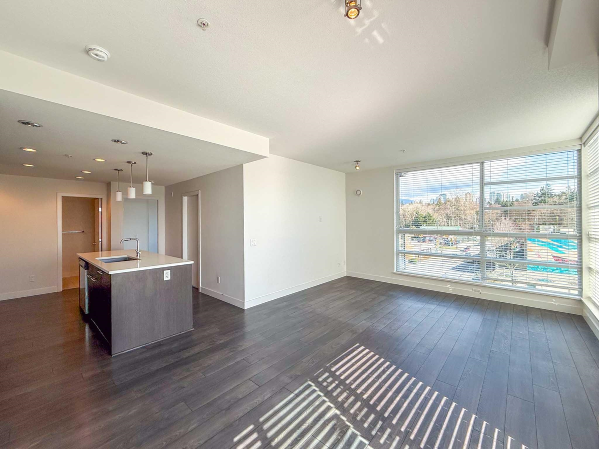 Primary Bathroom Photo of 524 723 W 3rd Street, North Vancouver, BC