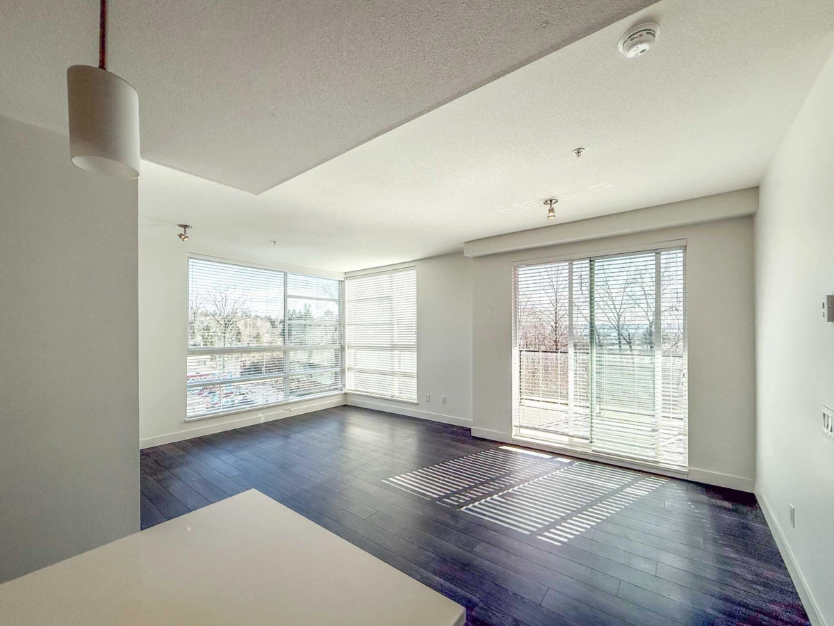 Primary Bedroom Photo of 524 723 W 3rd Street, North Vancouver, BC