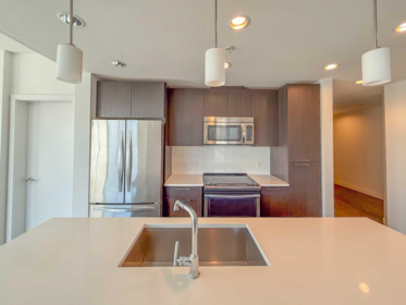 524 723 W 3rd Street, North Vancouver, BC, North Vancouver — Apartment/Condo for sale