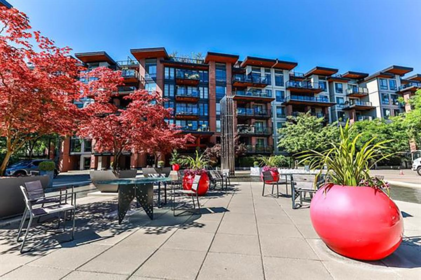 524 723 W 3rd Street, North Vancouver, BC, Harbourside — 3 bed apartment/condo for sale
