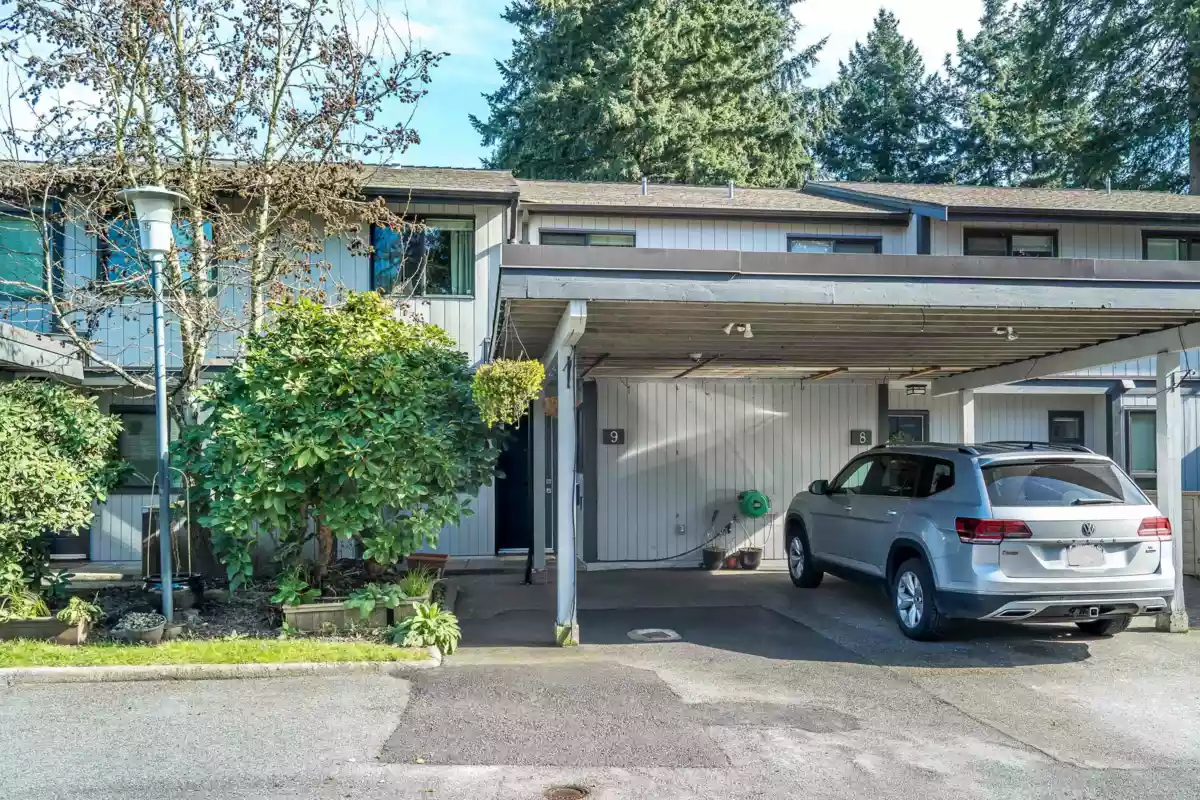 Backyard Photo of 9 6712 Baker Road, Delta, BC