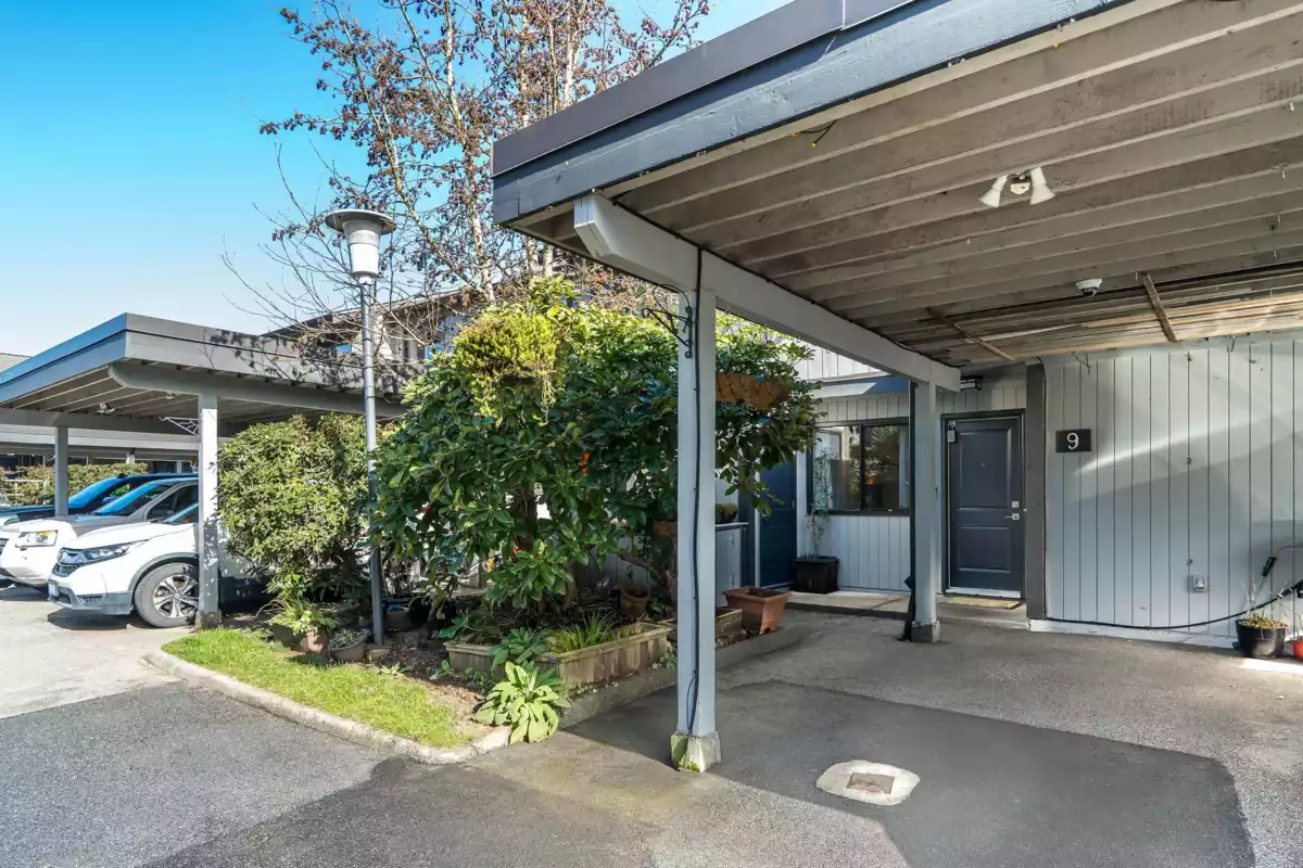 Front Yard Photo of 9 6712 Baker Road, Delta, BC