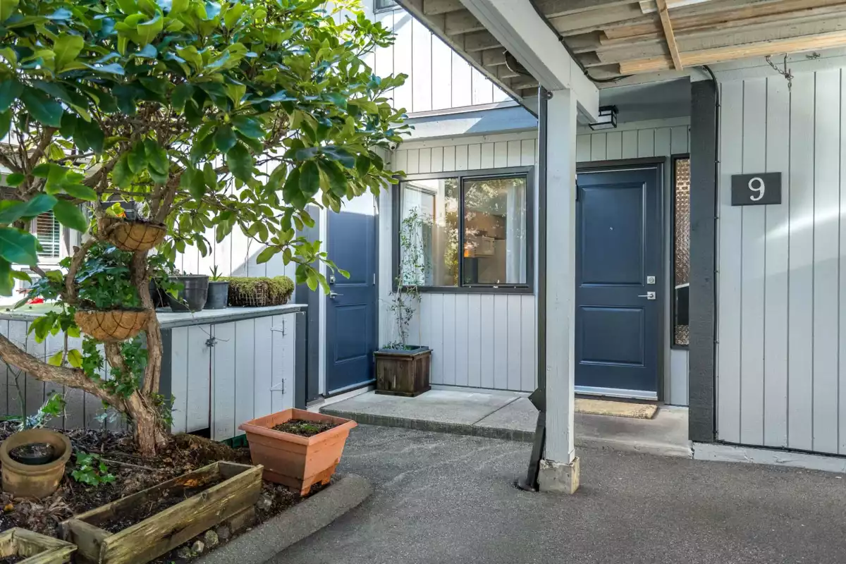 Garden / Landscaping Photo of 9 6712 Baker Road, Delta, BC