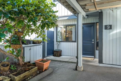 Garden / Landscaping Photo of 9 6712 Baker Road, Delta, BC