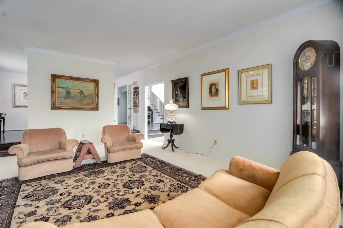Kitchen Island Photo of 2005 W 46th Avenue, Vancouver, BC