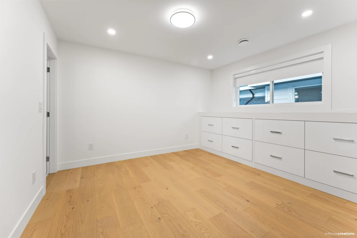 Basement Recreation Room Photo of 5754 16a Avenue, Delta, BC