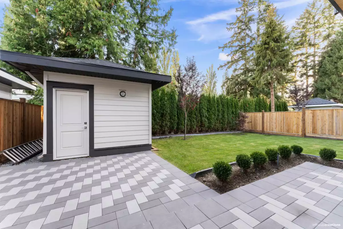 Garden / Landscaping Photo of 5754 16a Avenue, Delta, BC
