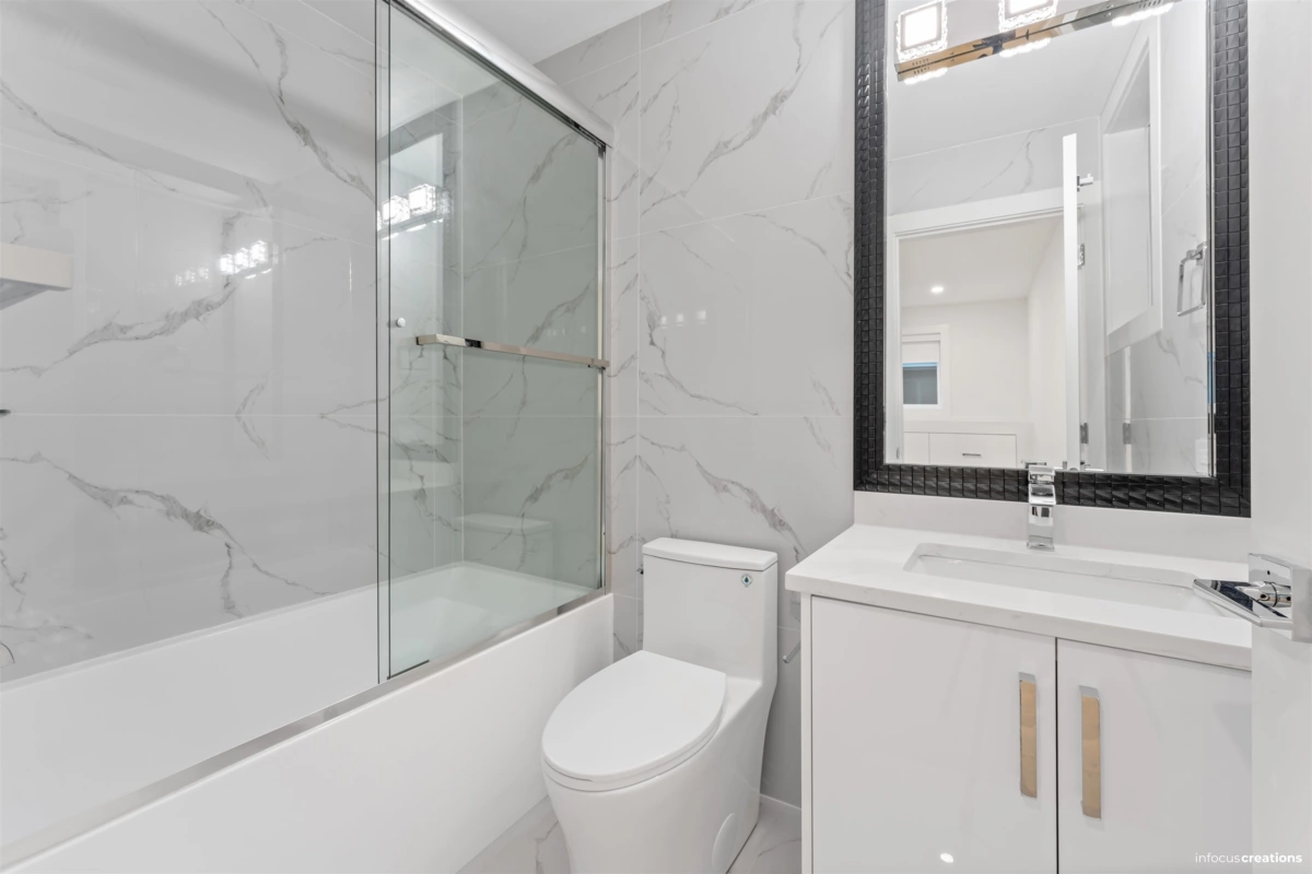 Laundry Room Photo of 5754 16a Avenue, Delta, BC