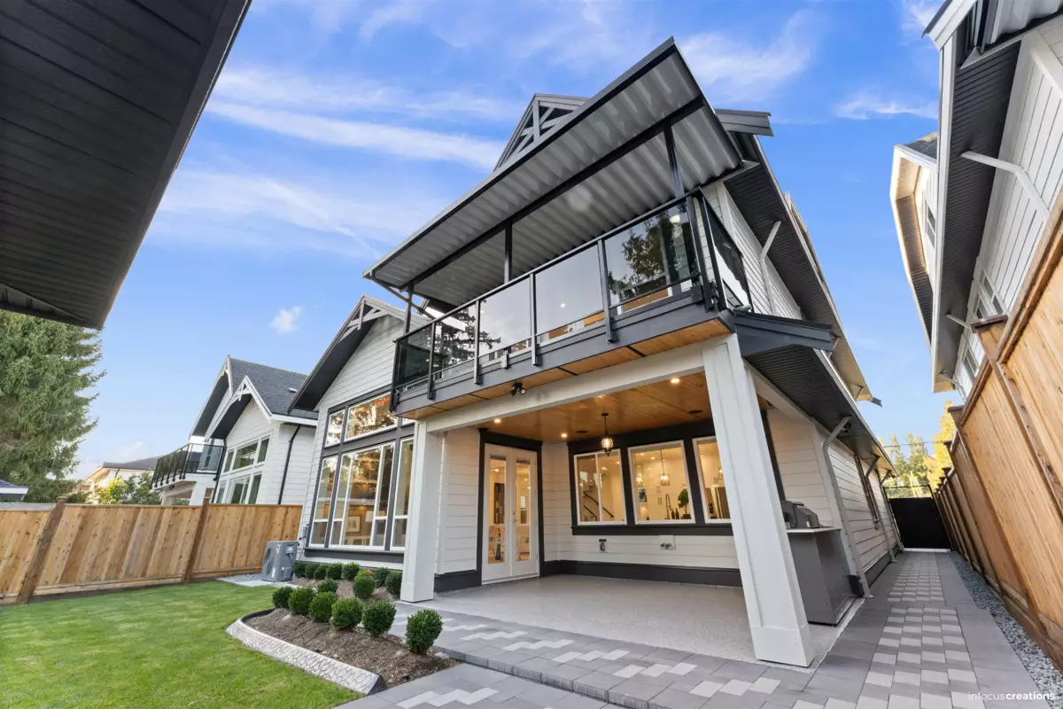 Swimming Pool Photo of 5754 16a Avenue, Delta, BC