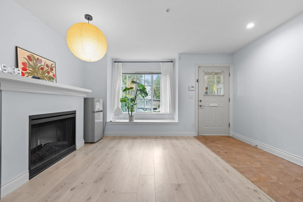 Laundry Room Photo of 7336 Salisbury Avenue, Burnaby, BC