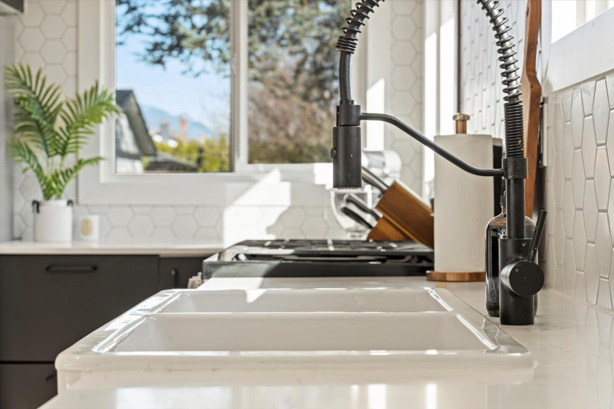 Bedroom 3 Photo of 6111 Dundee Place, Chilliwack, BC