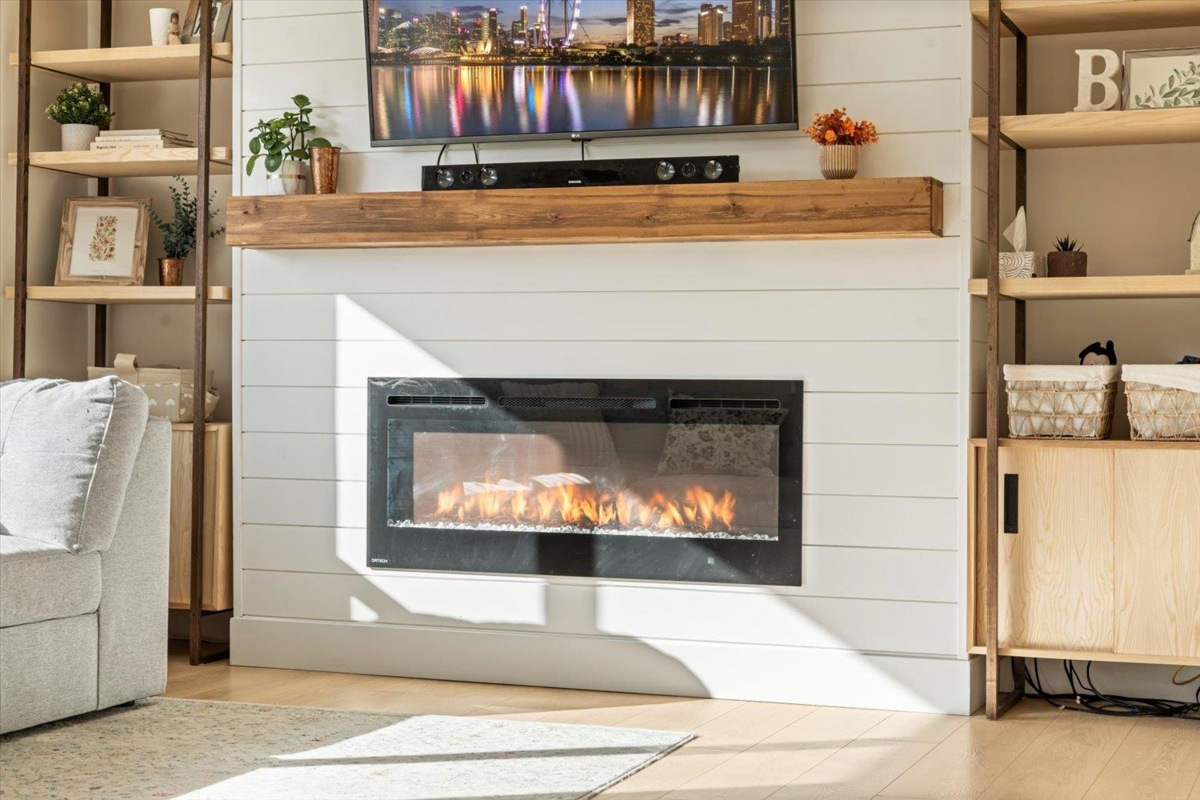 Dining Area Photo of 6111 Dundee Place, Chilliwack, BC