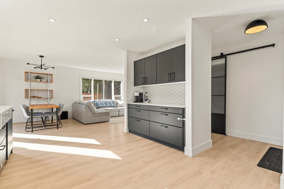 Primary Bedroom Photo of 6111 Dundee Place, Chilliwack, BC