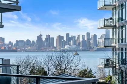 208 199 Victory Ship Way, North Vancouver, BC, North Vancouver — Apartment/Condo for sale