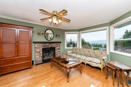 2259 Mountain Drive, Abbotsford, BC, Abbotsford — Single Family Residence for sale