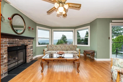 2259 Mountain Drive, Abbotsford, BC, Abbotsford — Single Family Residence for sale