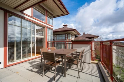 Garden / Landscaping Photo of 306 16469 64 Avenue, Surrey, BC
