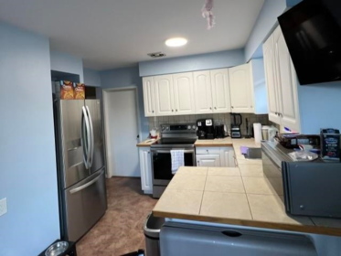Kitchen Photo of 447 E 30th Avenue, Vancouver, BC
