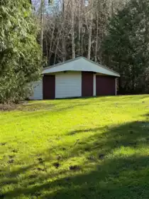 Front Yard Photo of 5487 Brooks Road, Halfmoon Bay, BC