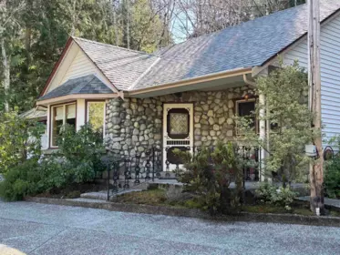 Outdoor Patio Photo of 5487 Brooks Road, Halfmoon Bay, BC