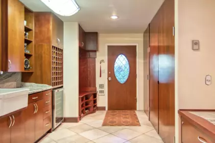 Walk-In Closet Photo of 5487 Brooks Road, Halfmoon Bay, BC