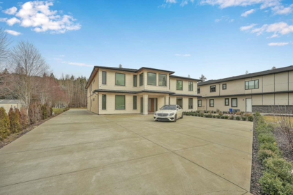 31733 Kenney Avenue, Mission, BC, Mission — Single Family Residence for sale