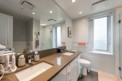 Primary Bedroom Photo of 5822 Patterson Avenue, Burnaby, BC