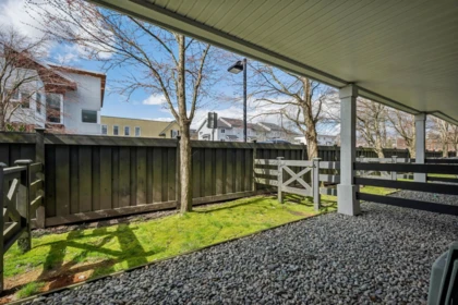 Garden / Landscaping Photo of 38 19572 Fraser Way, Pitt Meadows, BC
